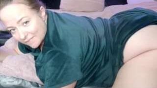 Juli Monroe nude on live sex chat