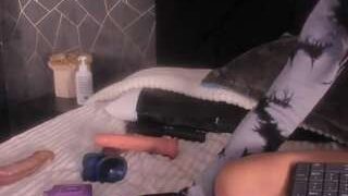 Katebruneth nude on live sex chat