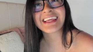 Leticia-Puerta nude on live sex chat