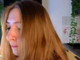 MaureenCompton nude on live sex chat