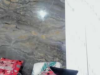 Nahia nude on live sex chat