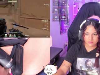 PetiteSofia nude on live sex chat