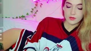 Sammy nude on live sex chat