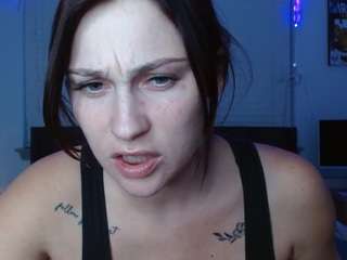Savanna nude on live sex chat