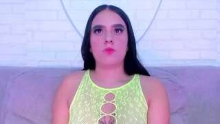 AlanaFlloress nude on live sex chat