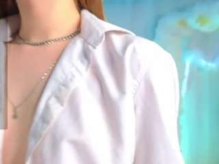 Alisiaspinnet nude on live sex chat