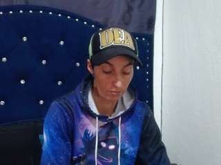 Anyu1306 nude on live sex chat