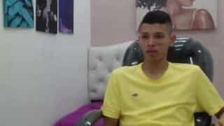 Brian-scott23 nude on live sex chat