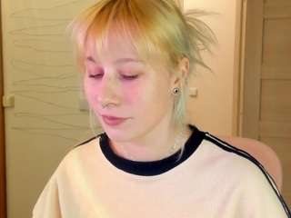Chaprya nude on live sex chat