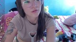Estrella-petite nude on live sex chat