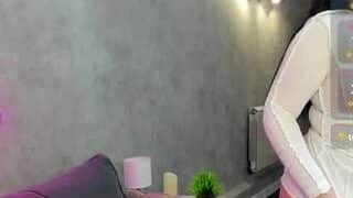 Evelyn nude on live sex chat