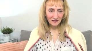 MargaretExperienced nude on live sex chat