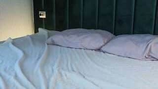 MaxineDewell nude on live sex chat