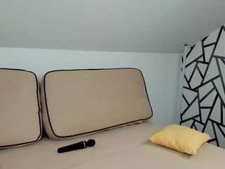 Amy nude on live sex chat