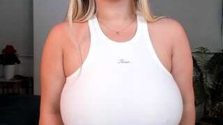 Ann nude on live sex chat