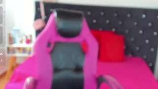 D-Martii nude on live sex chat