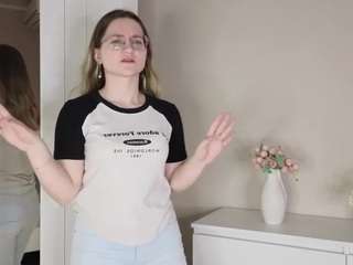 EasterGravley nude on live sex chat