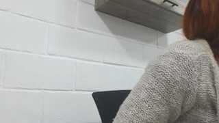 Elizabeth moon103 nude on live sex chat