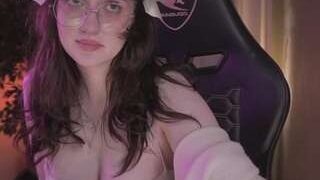 ELLIE nude on live sex chat