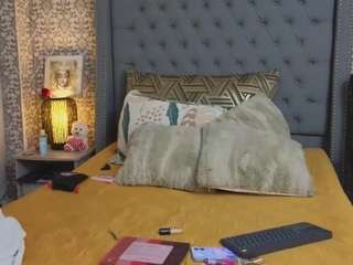 Evafoxs nude on live sex chat