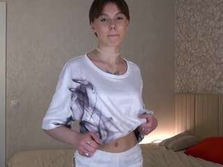 GuinevereHartell nude on live sex chat