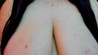 HugeTittiess nude on live sex chat