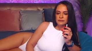 LindaMaia nude on live sex chat