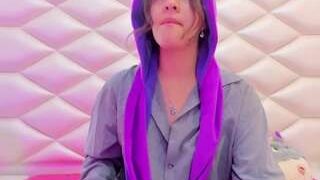 Miaqueen021 nude on live sex chat