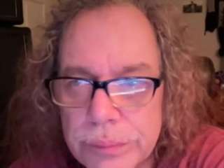 Michael nude on live sex chat