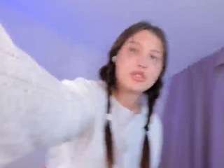 Milly-jean nude on live sex chat