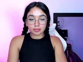 Miss Agata nude on live sex chat