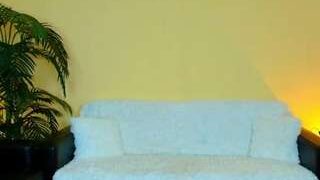 Queen Eva Maria nude on live sex chat