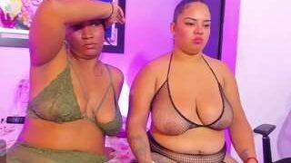 Selena-Laylee nude on live sex chat