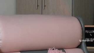 Sexyhotass nude on live sex chat