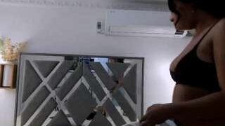 Sharlokjamess nude on live sex chat