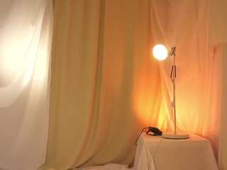 VeraCastro1 nude on live sex chat