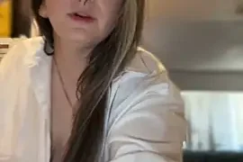 Alix_Valentine naked strip on webcam for live sex chat