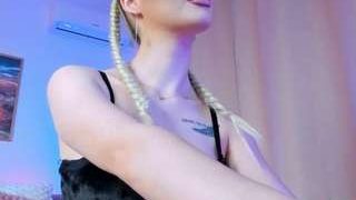 AryaNaughty nude on live sex chat