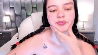 Bellaa-hadid nude on live sex chat