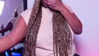 Black-pussydoll nude on live sex chat