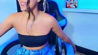 Catalehiamilk nude on live sex chat