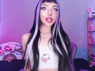 Cati-petite nude on live sex chat