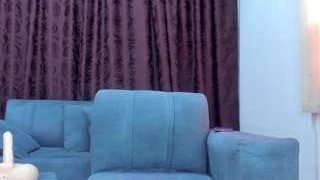 Cintia MILF nude on live sex chat