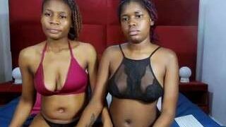Curvvyebony nude on live sex chat