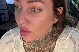 Elenascrib naked strip on webcam for live sex chat