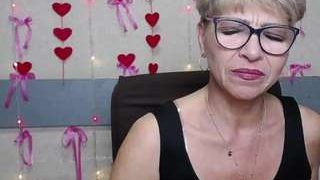 EllaBonito nude on live sex chat