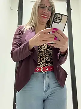 Gatitacarlita naked strip on webcam for live sex chat