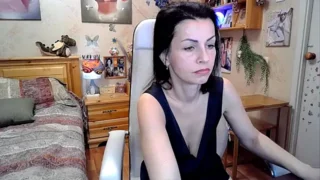 Kendra_Mom naked strip on webcam for live sex chat