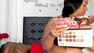 Leonora nude on live sex chat