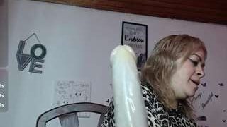 Lilaa-x nude on live sex chat
